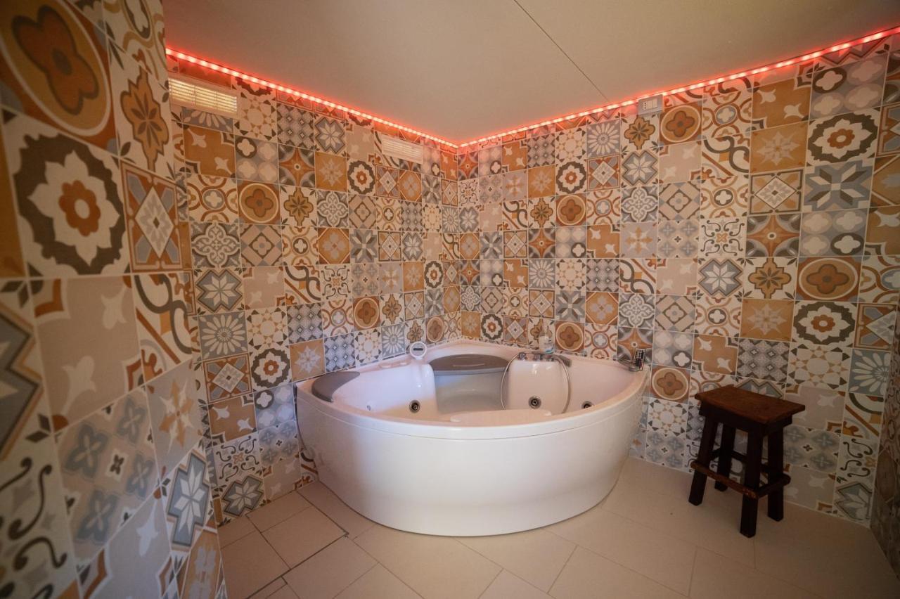 Coppola Rossa Relax Bed & Breakfast Vieste Bagian luar foto